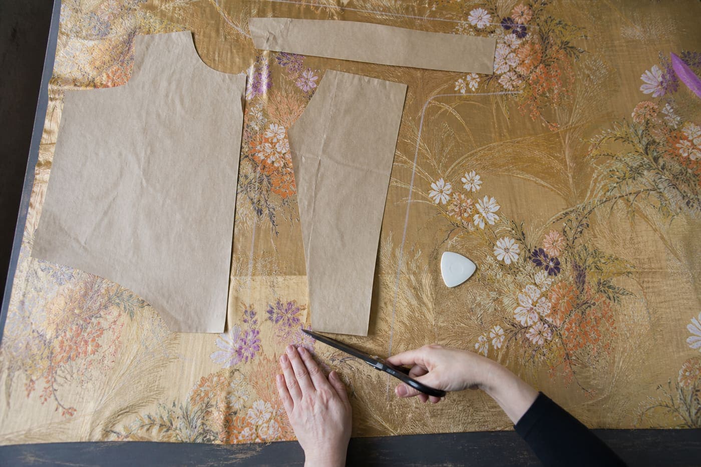 Pattern cutting vintage kimono silk