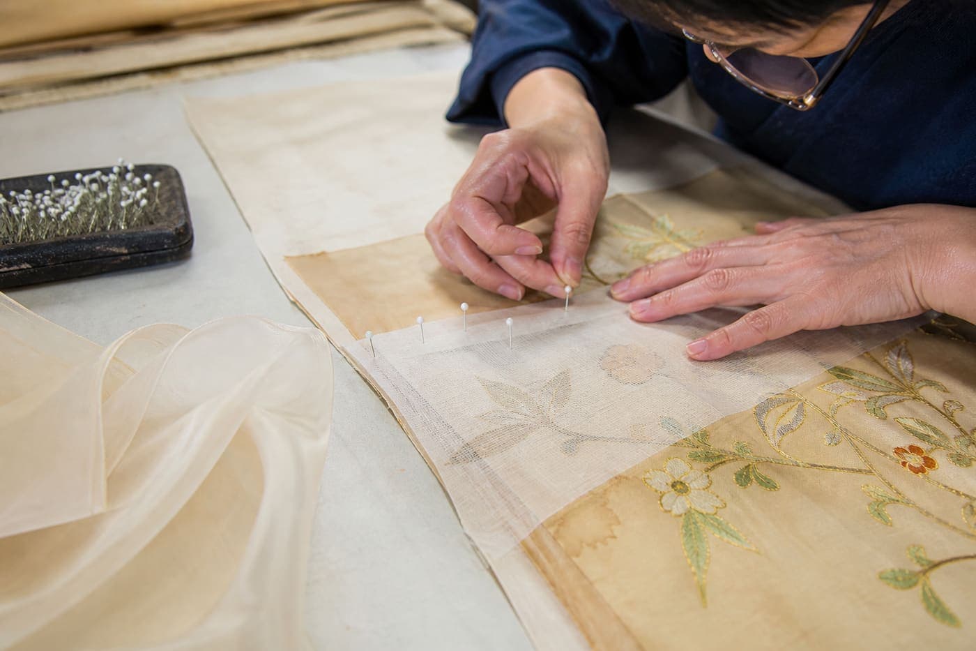 Stabilizing delicate silk